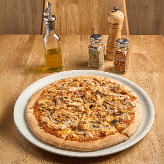 Pizza pollo y champiñones